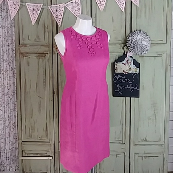 talbots Dresses & Skirts - Talbots fitted Sleeveless pink dress